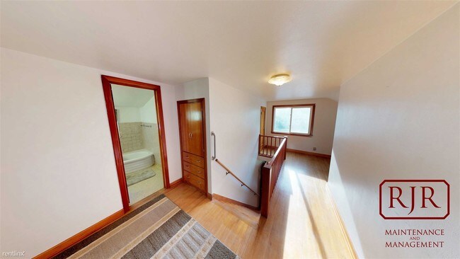 Building Photo - 400 N 15th St