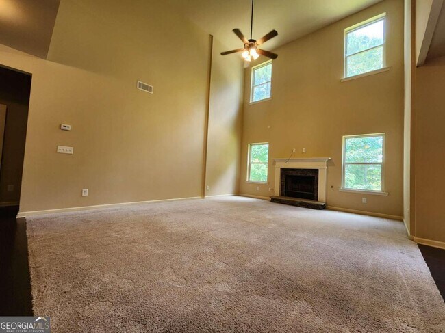 Foto del edificio - 2054 Boxwood Ln