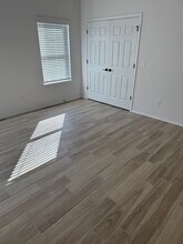 Building Photo - 1509 E Huntsville Ave