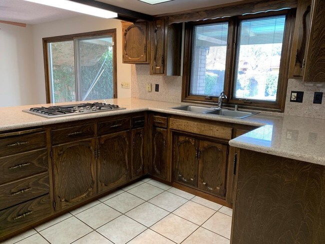 Foto del edificio - Charming Home for rent in Beverly Glen!