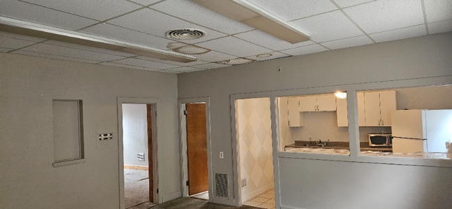 Building Photo - 64 Kenyon St