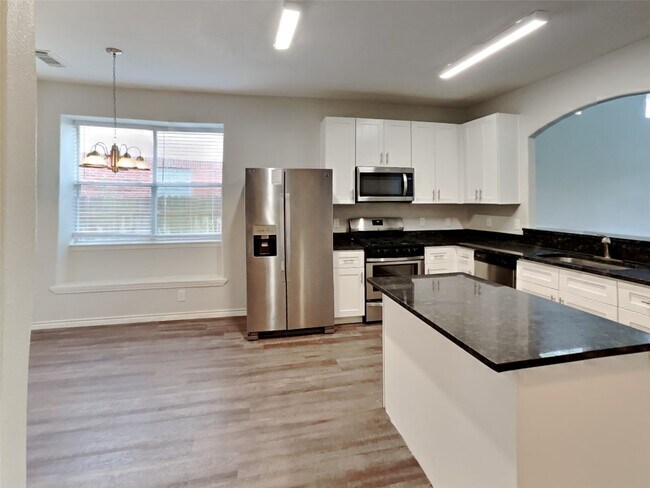 Foto del edificio - 6303 Tall Canyon Ct