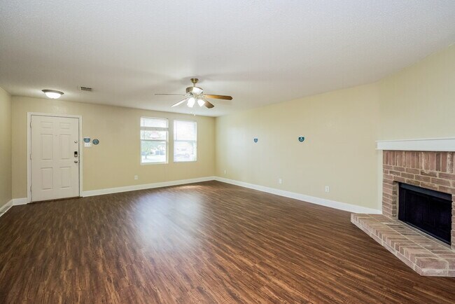 Foto del edificio - 648 Granite Ridge Dr
