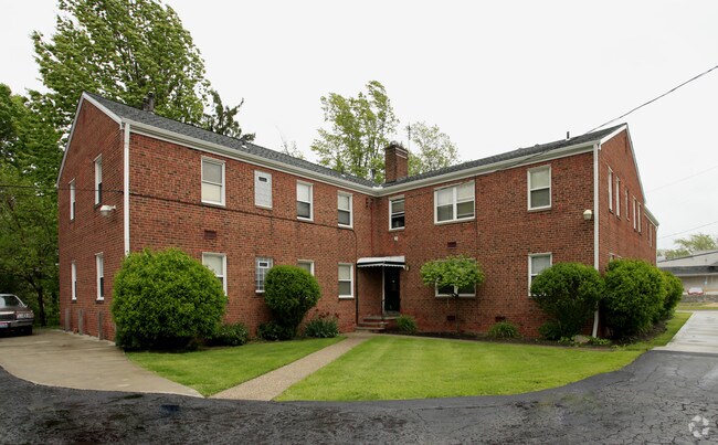 Foto del edificio - 1414 S Belvoir Blvd