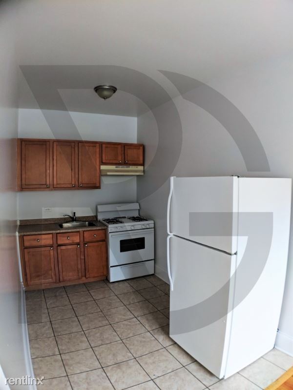Building Photo - 2704 N Spaulding Ave
