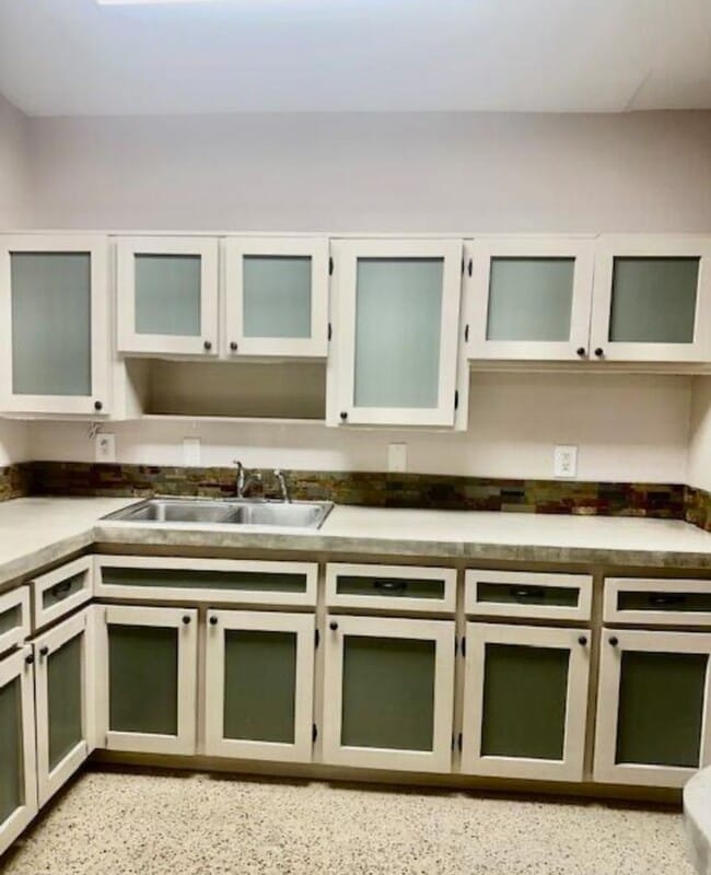 Foto del edificio - 664 8th St