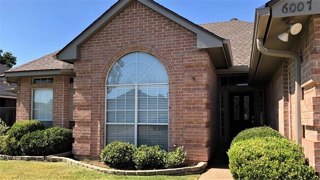 Foto del edificio - 6007 Pennsylvania Ave