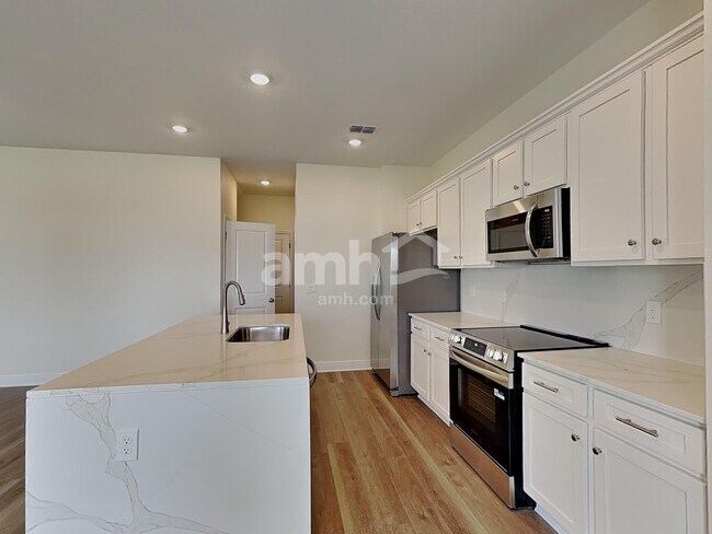 Foto del edificio - 5972 River Farm Ave