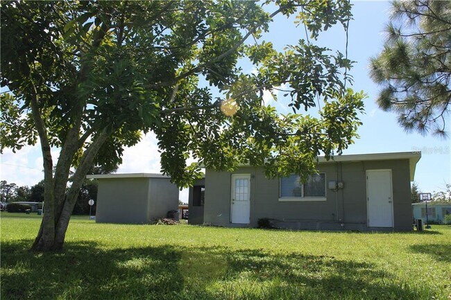 Building Photo - 3380 Edgehill Terrace