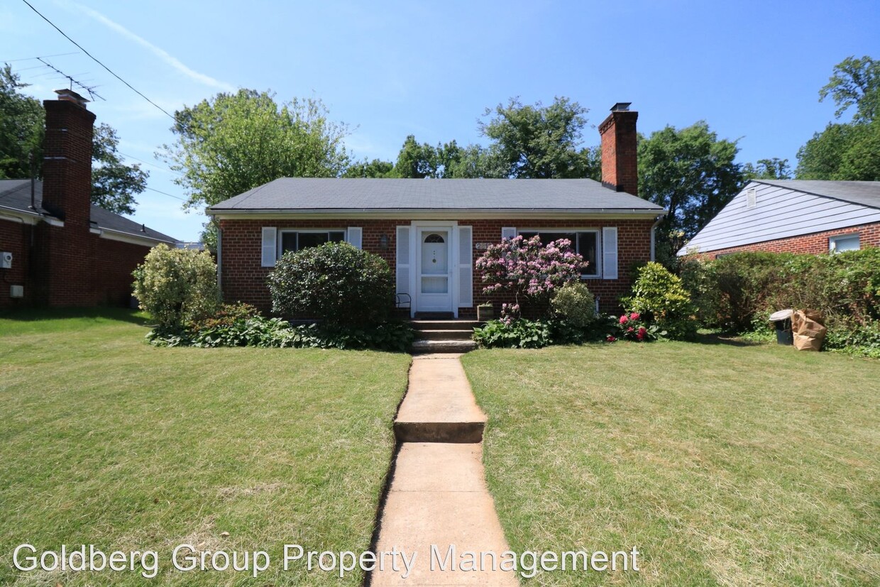 Primary Photo - 2 br, 1 bath House - 2816 Hardy Avenue