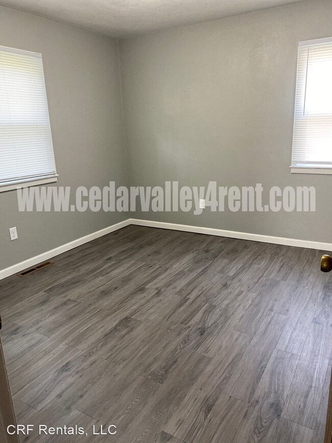 Building Photo - 2 br, 1 bath House - 806 Ash