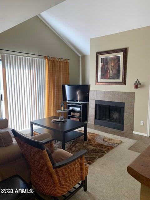 Foto del edificio - 10055 E Mountainview Lake Dr