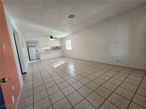 Building Photo - 3245 Arville St