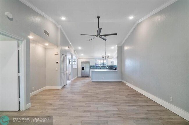 Building Photo - 1004 Congressional Way