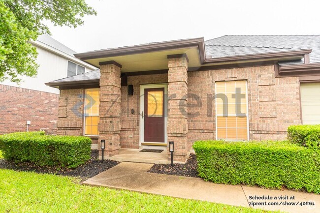 Building Photo - 14830 Bescott Dr