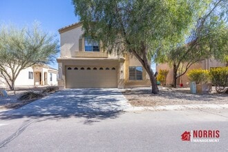 Building Photo - 23937 N Oasis Blvd