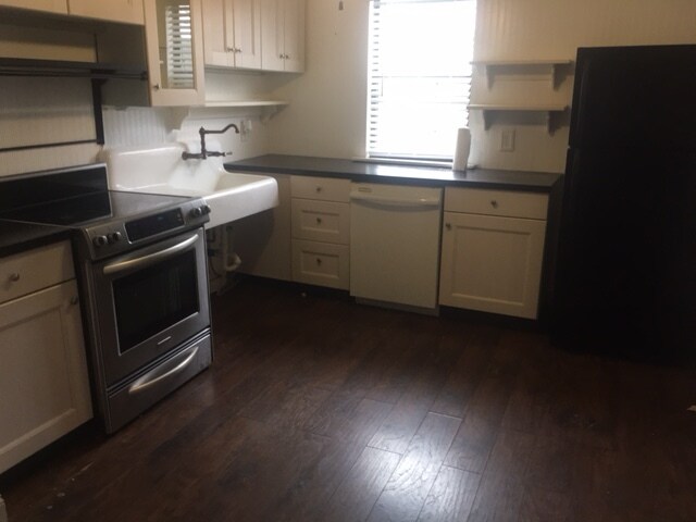 Kitchen - 840 Gill Hall Rd