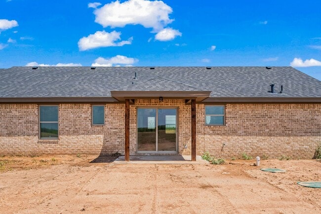 Building Photo - New Construction Home In Idalou ISD!