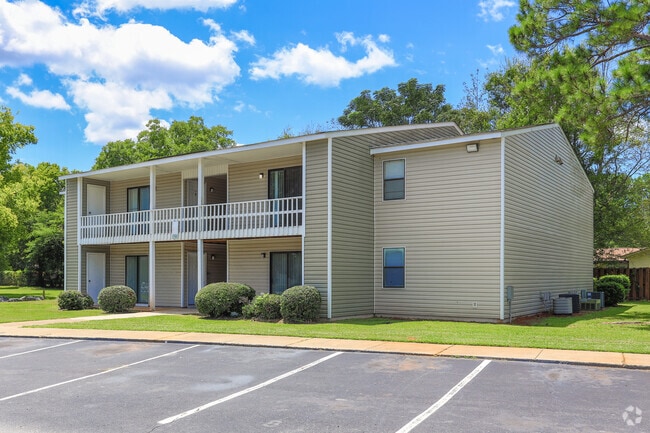 Building Photo - Lake Vista Apartments