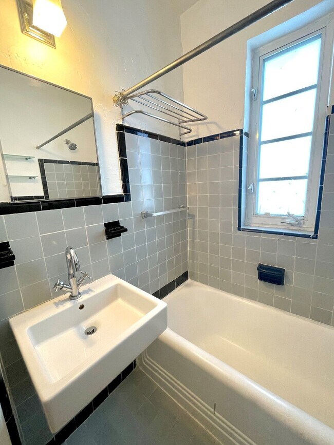 Foto del edificio - 743 15th St