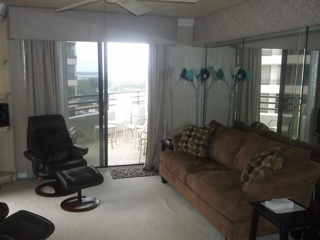 Foto del edificio - 3023 S Atlantic Ave