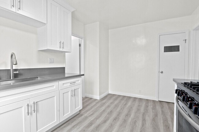 Foto del edificio - 1824 16th St