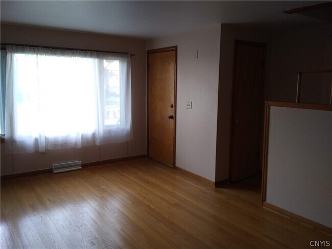 Foto del edificio - 312 Cayuga St