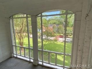 Building Photo - 329 Cloverdale Rd