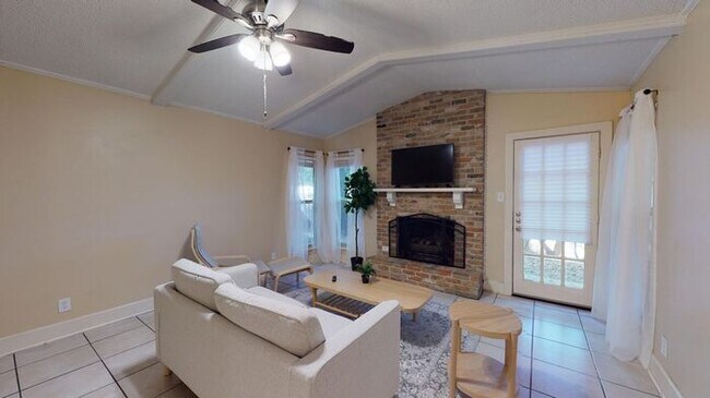 Foto del edificio - 9104 Quail Creek Dr