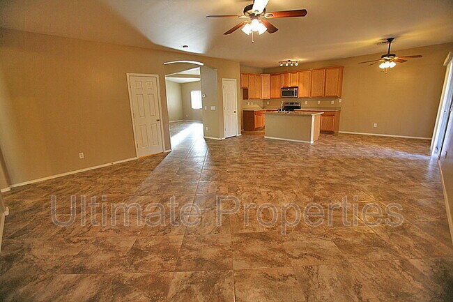 Foto del edificio - 23524 N 118th Ln