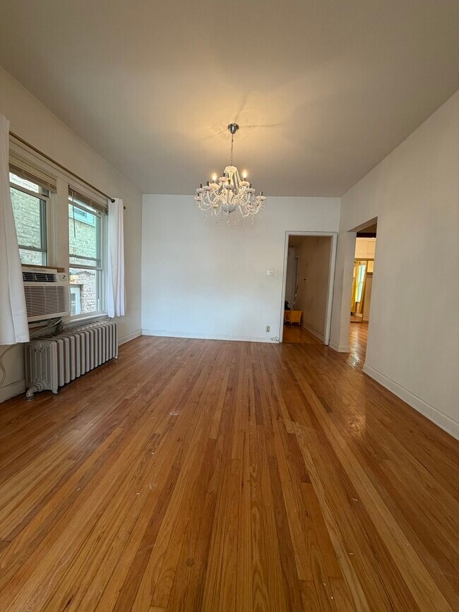 Foto del edificio - 2618 73rd Ave