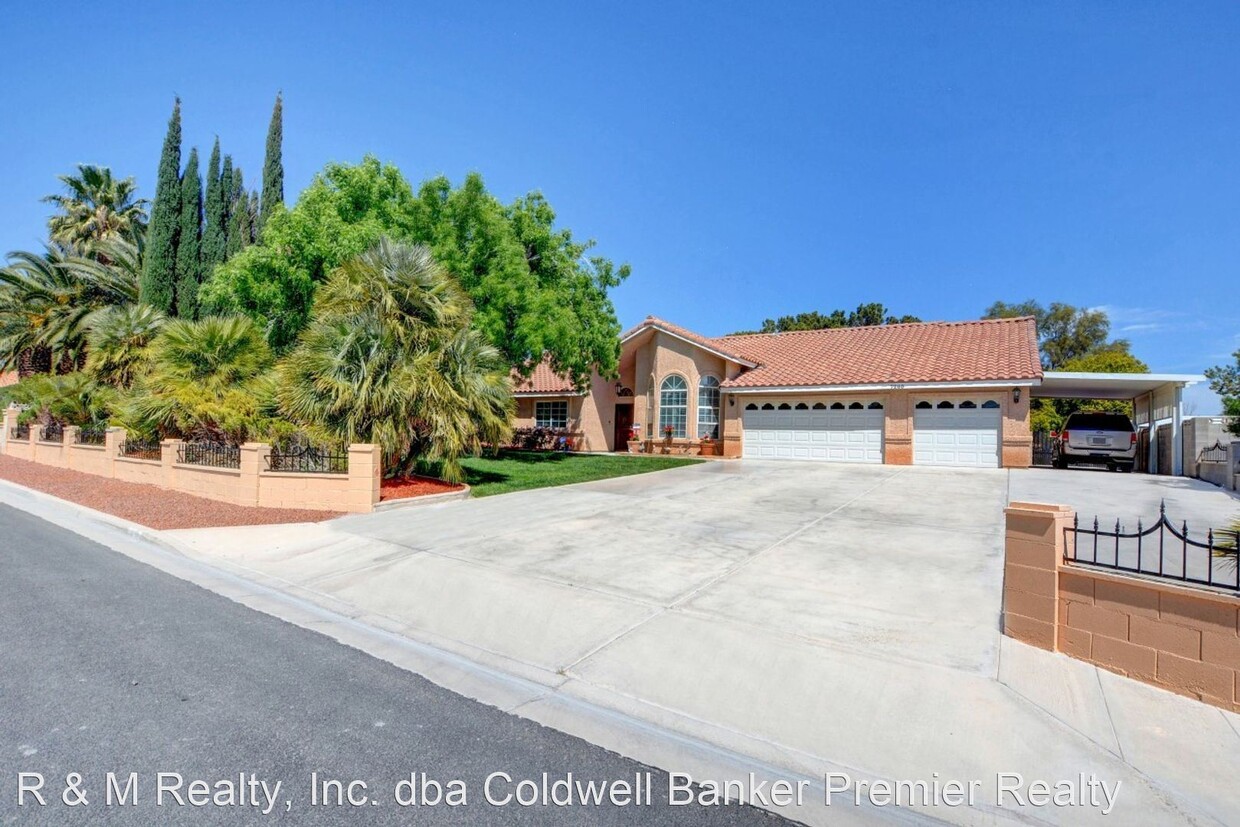 Foto principal - 4 br, 2.5 bath House - 7280 Elkhorn Road