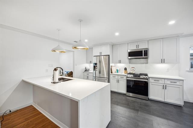 Foto del edificio - 6118 Saratoga Cir