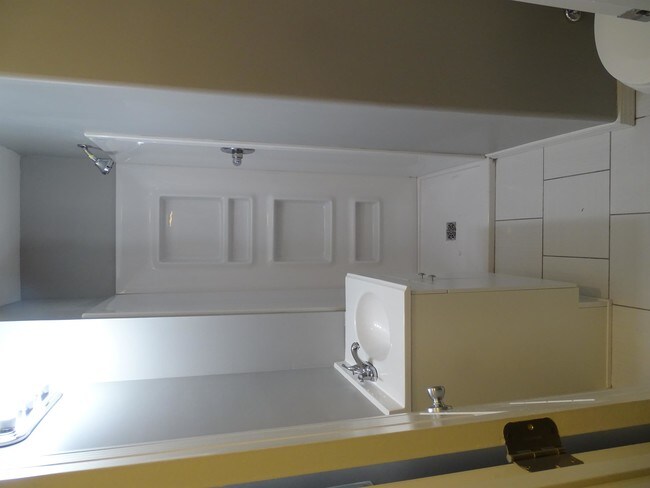 Foto del edificio - 1039 Valley Dr