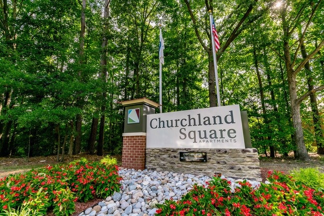 Hermosa señalización comunitaria - Churchland Square