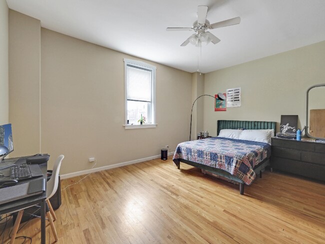 Foto del edificio - 4942 N Sheridan Rd