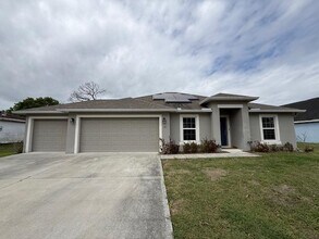 Building Photo - 140 Nadell Ave NW