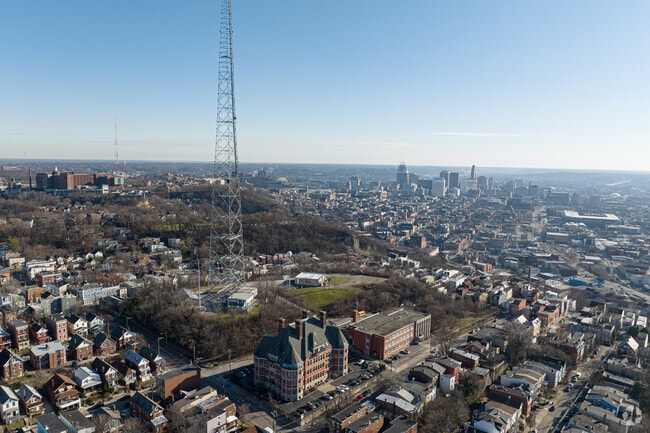 Aerial Photo - Straford Condominiums