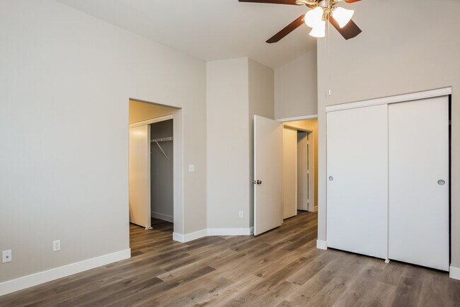 Building Photo - 5420 Cliff Dancer St