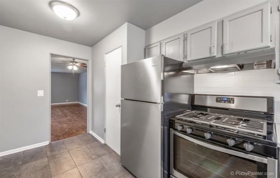 Building Photo - 7439 N Winchester Ave