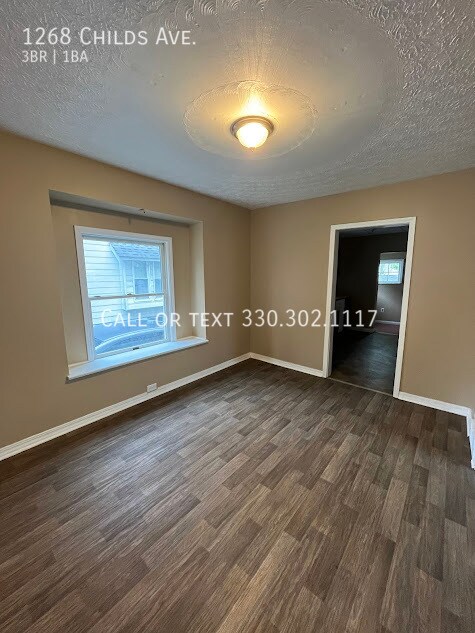 Foto del edificio - 1268 Childs Ave