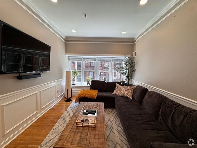 Building Photo - 416 Marlborough St