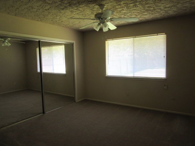 Building Photo - 16334 Maplemont Dr