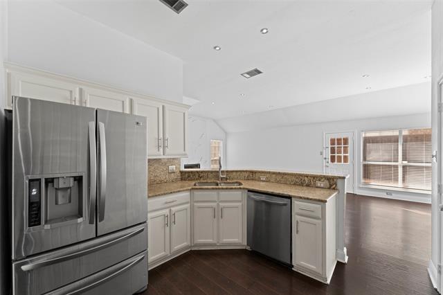 Foto del edificio - 919 Kim Ln