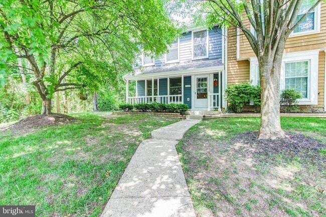 Building Photo - 1550 Twisted Oak Dr