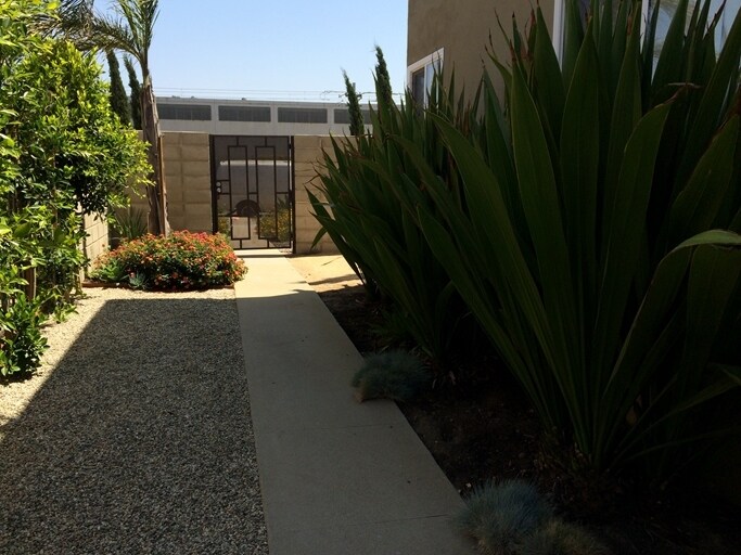 Foto del edificio - 5533 W Jefferson Blvd