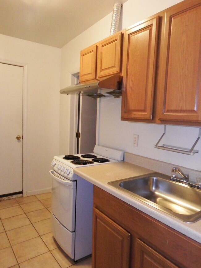 Foto del edificio - 417 E 31st St