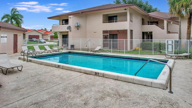 Photo - 12641 Westhampton Cir Apartment
