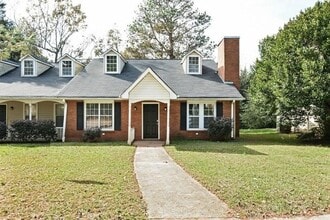 Building Photo - 2624 Country Trace SE