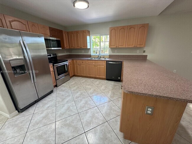 Foto del edificio - 28305 SW 173rd Ct